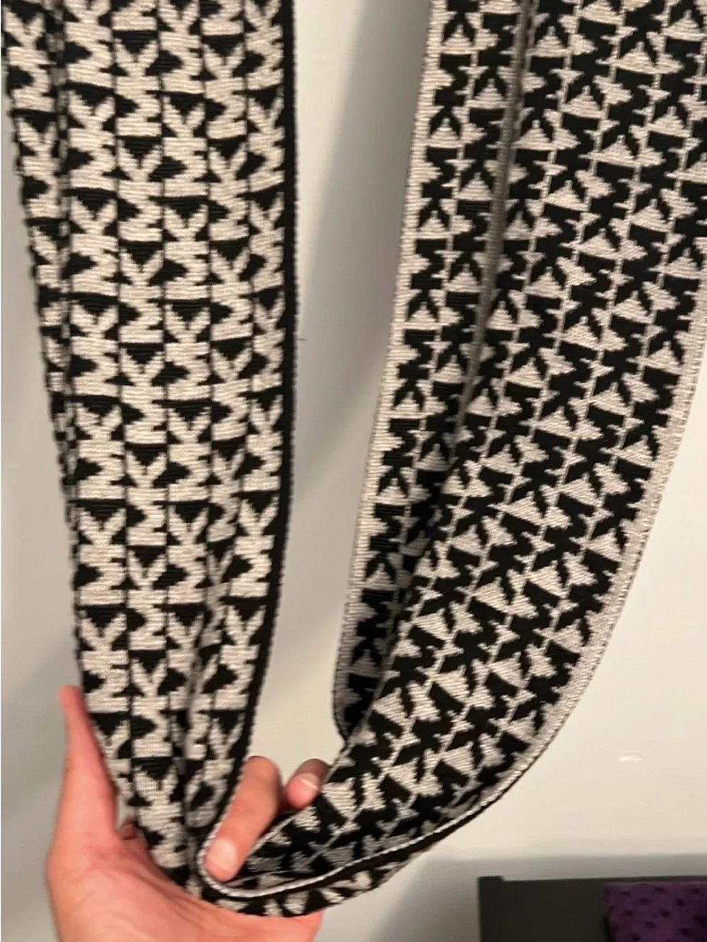 MICHAEL Michael Kors Black and White Houndstooth Knit Scarf